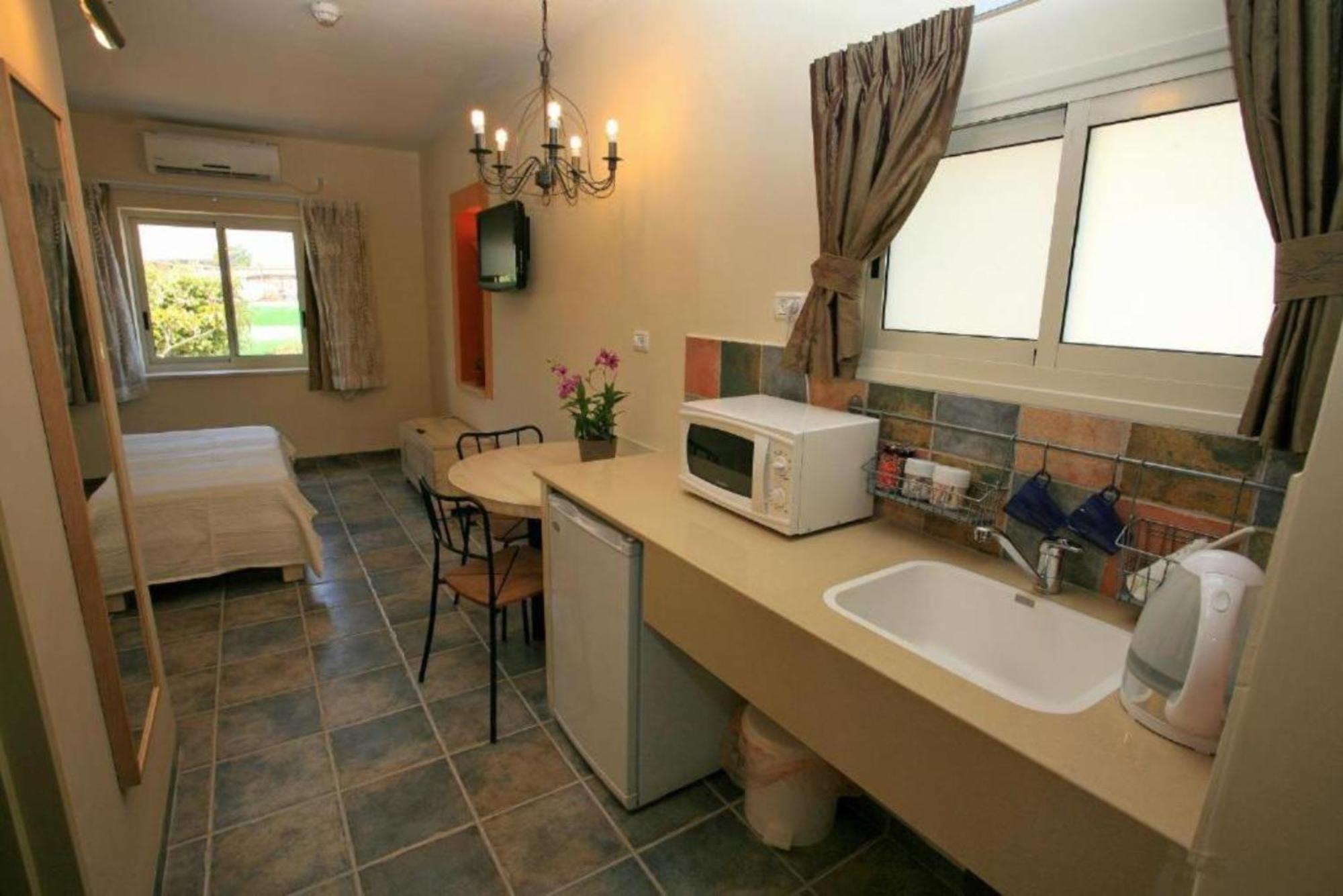 Shaar Hagolan Kibbutz Country Lodging Exteriér fotografie