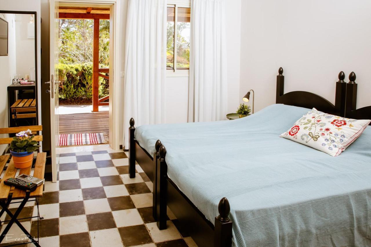Shaar Hagolan Kibbutz Country Lodging Exteriér fotografie
